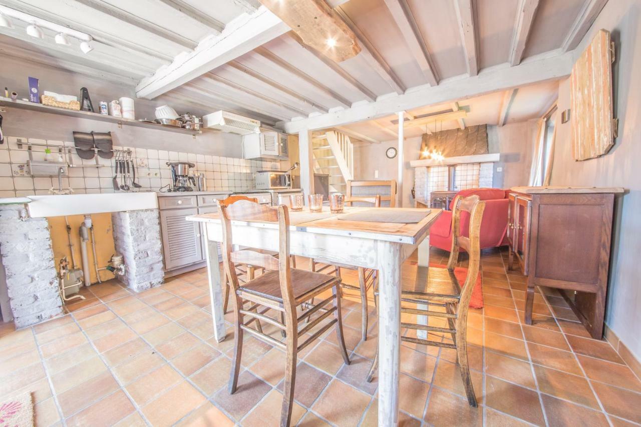 Le Fournil Villa Manhay Exteriör bild